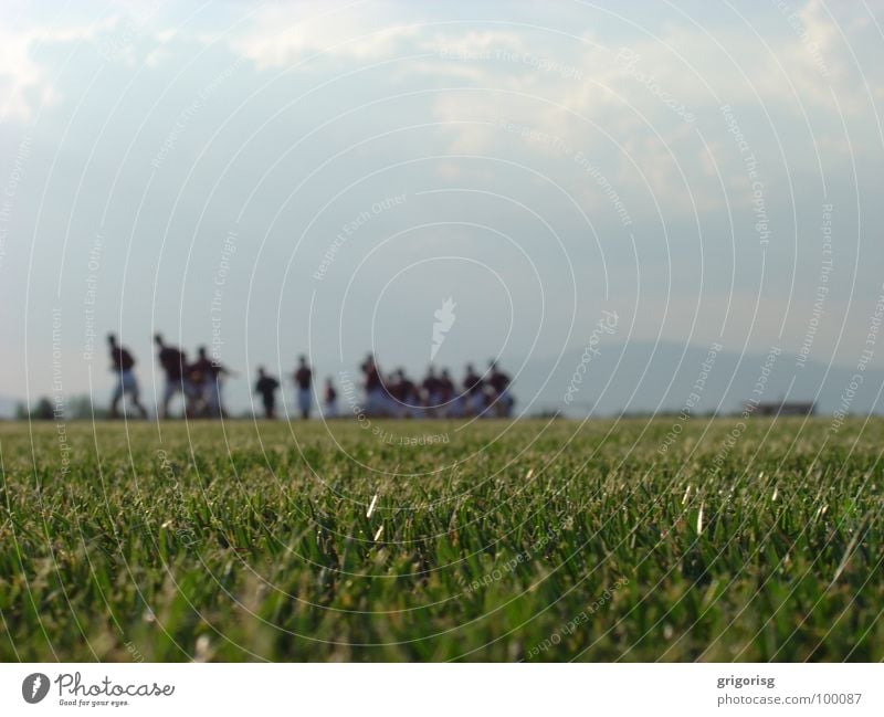 training American Football Nahaufnahme Himmel Mensch Sport Spielen Sport-Training soccer football grass Sportmannschaft running sky blue excersice athletes