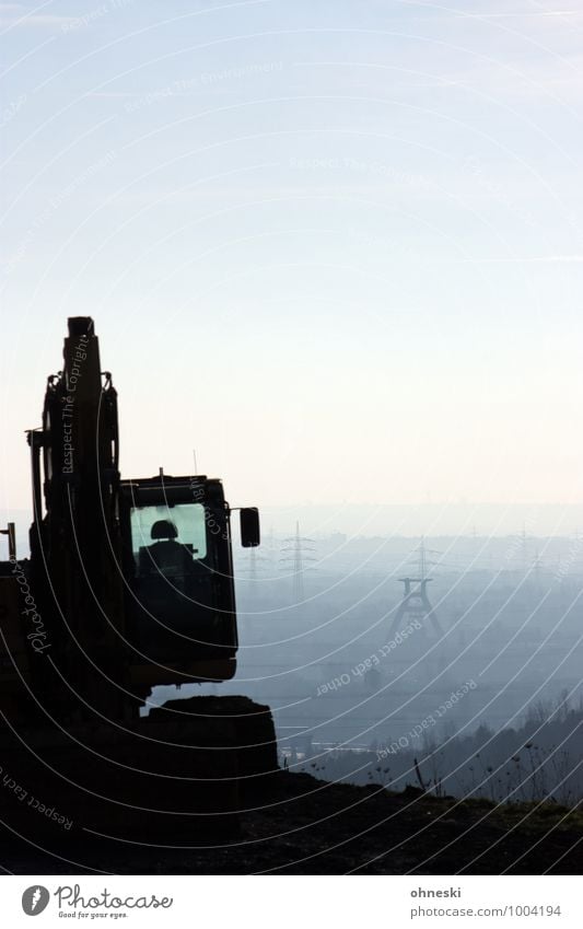 Bergbau Baumaschine Bagger Ruhrgebiet Turm Bauwerk Zeche Arbeit & Erwerbstätigkeit Wachstum Wandel & Veränderung Farbfoto Gedeckte Farben Außenaufnahme