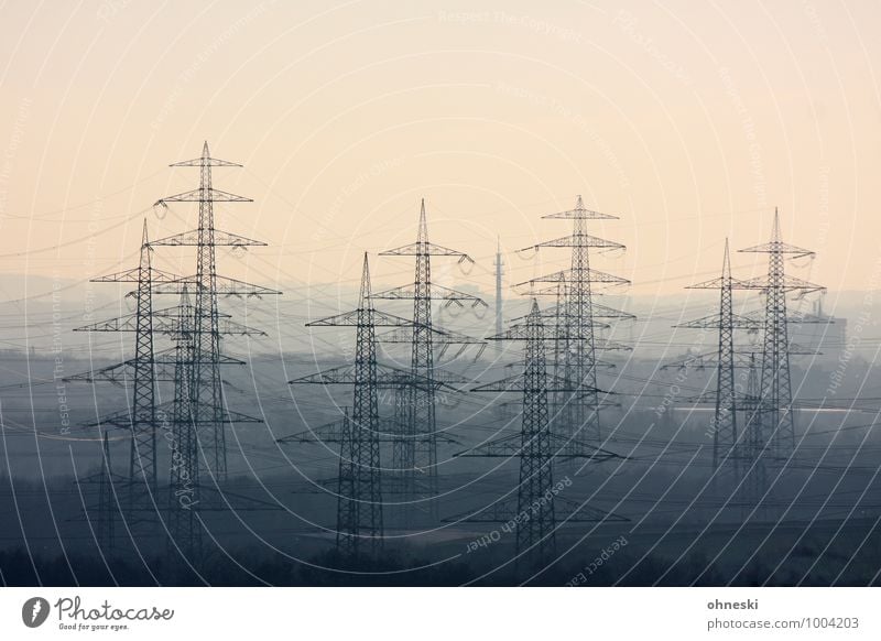 Strom Kabel Technik & Technologie Energiewirtschaft Erneuerbare Energie Energiekrise Industrie Ruhrgebiet Strommast Umweltschutz Umweltverschmutzung Farbfoto