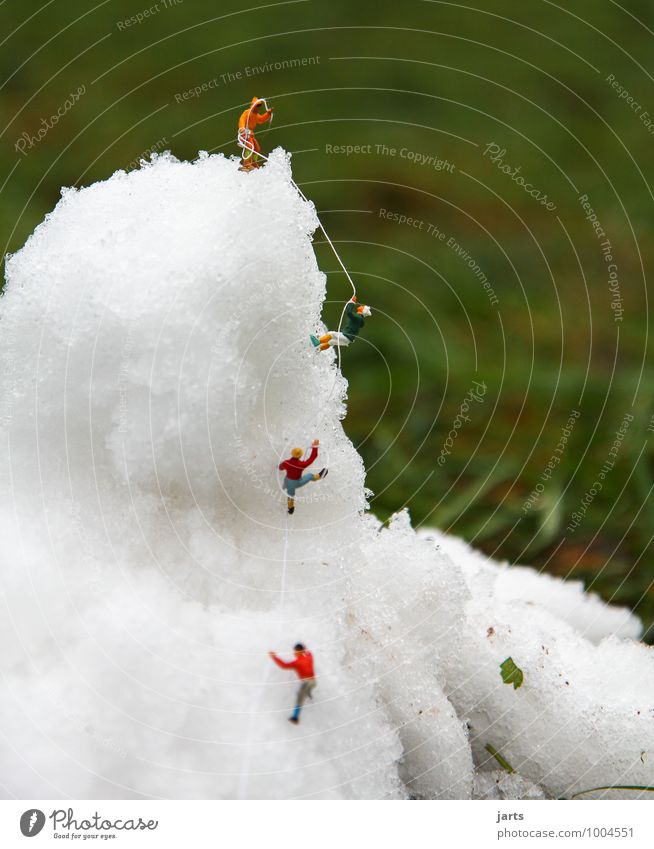 kleine abenteuer Freizeit & Hobby Ferien & Urlaub & Reisen Abenteuer Ferne Freiheit Berge u. Gebirge wandern Mensch maskulin Freundschaft 4 Winter Wiese Gipfel