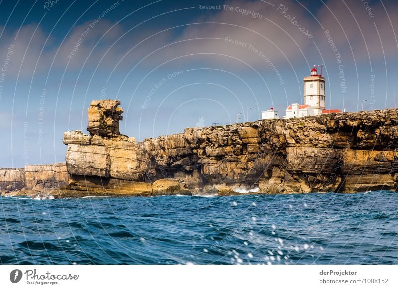 Leuchtturm bei Cabo Carvoeiro mit Felsenmann Freizeit & Hobby Ferien & Urlaub & Reisen Tourismus Ausflug Abenteuer Ferne Freiheit Umwelt Natur Landschaft