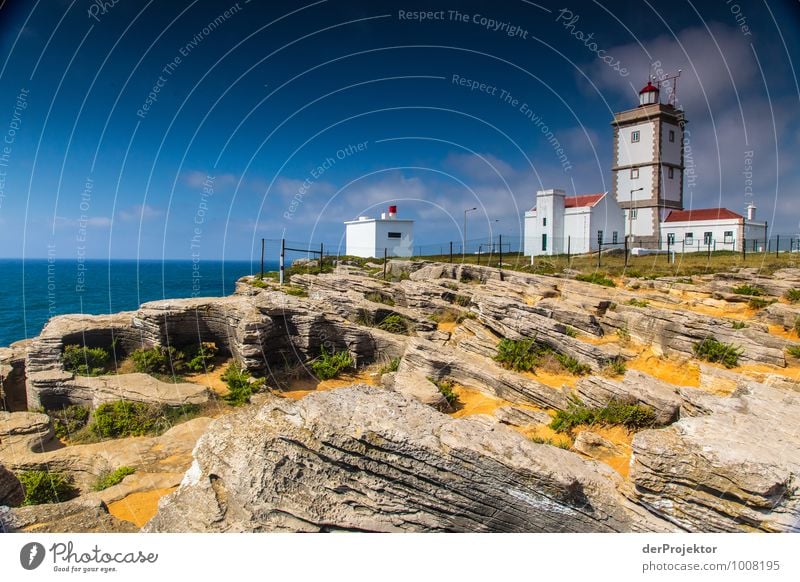 Leuchtturm bei Cabo Carvoeiro vom Land aus Ferien & Urlaub & Reisen Tourismus Ausflug Abenteuer Ferne Freiheit Sightseeing Sommerurlaub Meer Umwelt Natur