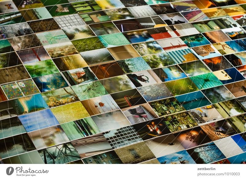 Restfotos album Detailaufnahme Bildausschnitt Auswahl Fotografie Kunstgalerie Menschenmenge viele liegen Redaktion Museum Farbe mehrfarbig durcheinander