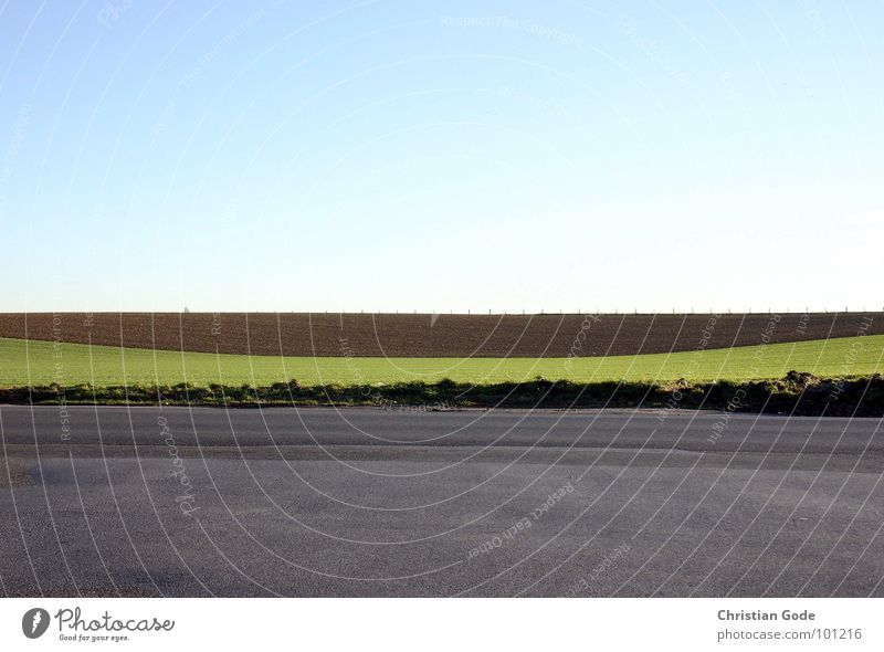 Tele Landstraße Sommer Himmel Deutschland Auf dem Nachhauseweg von der Uni den Stau auf der A40 umgangen und in Esen Kray abgefahren. Auf der angehalten