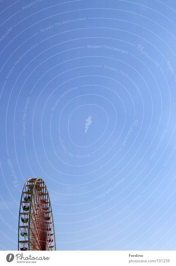 Riesenrad Jahrmarkt Wolken Luft klein Koloss Zuckerwatte Dinge Riesnrad Himmel blau Freude hoch Angst Niveau