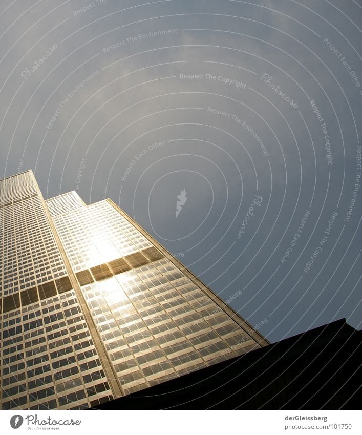 110Stockwerke Hochhaus Wolken Haus Beton Stahl Licht Fenster Stadt Etage Arbeit & Erwerbstätigkeit streben Konstruktion Ecke Chicago Illinois Himmel USA