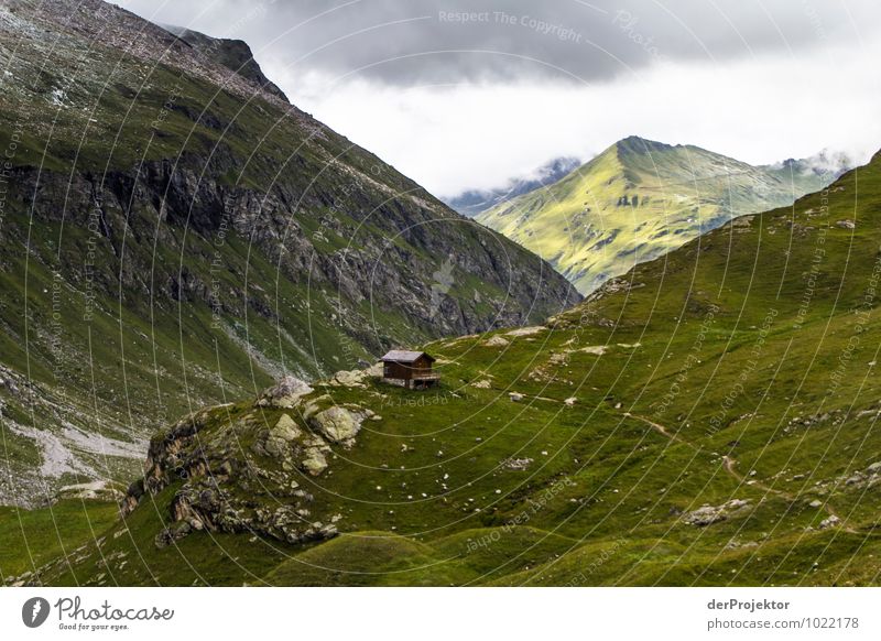 Hütte mit Panorama in Frankreich Ferien & Urlaub & Reisen Tourismus Abenteuer Ferne Freiheit Sommerurlaub Berge u. Gebirge wandern Umwelt Natur Landschaft