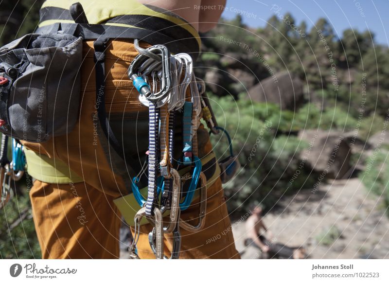 Hose voll und doch keine Angst Freizeit & Hobby Klettern Bergsteigen maskulin 1 Mensch 18-30 Jahre Jugendliche Erwachsene Natur Landschaft Felsen