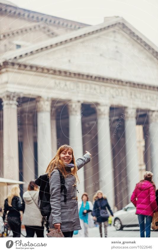 Pantheon Lifestyle Freizeit & Hobby Spielen Ferien & Urlaub & Reisen Tourismus Ausflug Abenteuer Ferne Freiheit Städtereise Junge Frau Jugendliche Leben 1