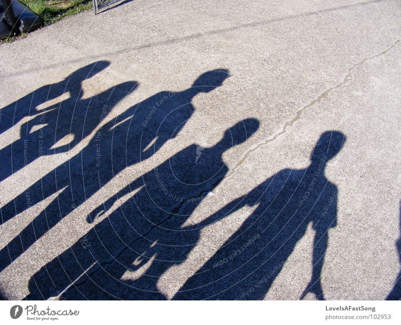 shadows Kind Körperhaltung diagonal Licht Mensch ground black gray white children fun funny sun sunshine light young joy