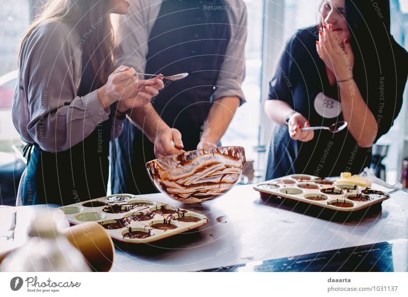 lustige Küche Lebensmittel Kuchen Dessert Süßwaren Schokolade Schalen & Schüsseln Pfanne Lifestyle Freude Freizeit & Hobby Tisch Veranstaltung Restaurant