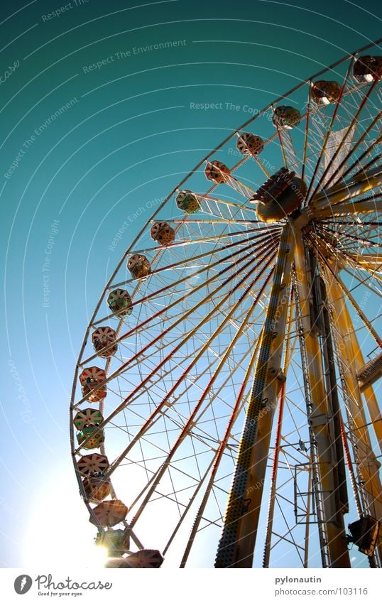 Riesenrad 1 Jahrmarkt drehen Spielen Himmel fliegen Kitsch Freude D 80 Sitzgelegenheit Aussicht Sonne