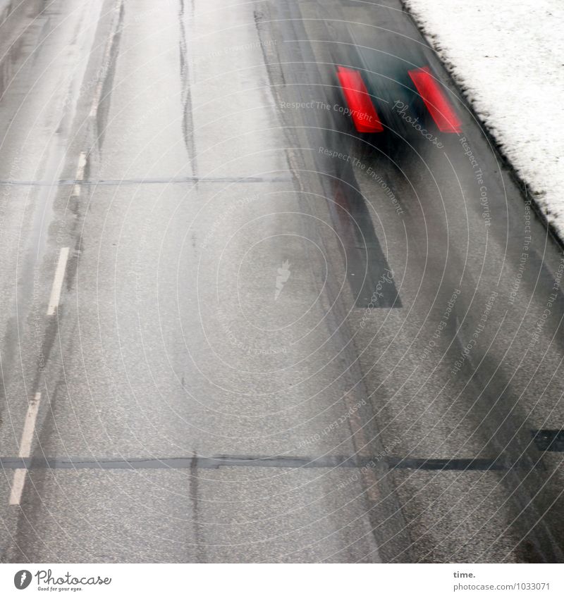 timerider Winter Schnee Verkehr Verkehrswege Personenverkehr Autofahren Straße Wege & Pfade Asphalt Mittelstreifen Fahrzeug Rücklicht Geschwindigkeit Stadt