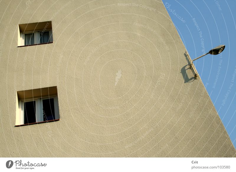 the watchtower Licht Straßenbeleuchtung Detailaufnahme window building light contrast grey gray concrete Mauer