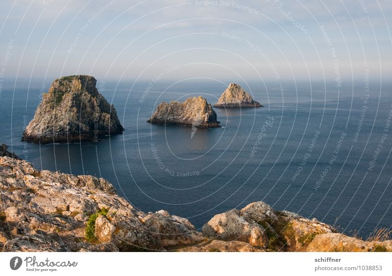 langlebig | Stepstones Umwelt Natur Landschaft Himmel Wolken Schönes Wetter Felsen Wellen Küste Bucht Fjord Meer außergewöhnlich Gesteinsformationen steil