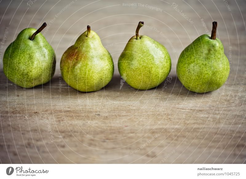 Birnen Lebensmittel Frucht Apfel Ernährung Bioprodukte Vegetarische Ernährung Diät Fasten Duft frech lecker natürlich saftig schön süß braun gelb grün