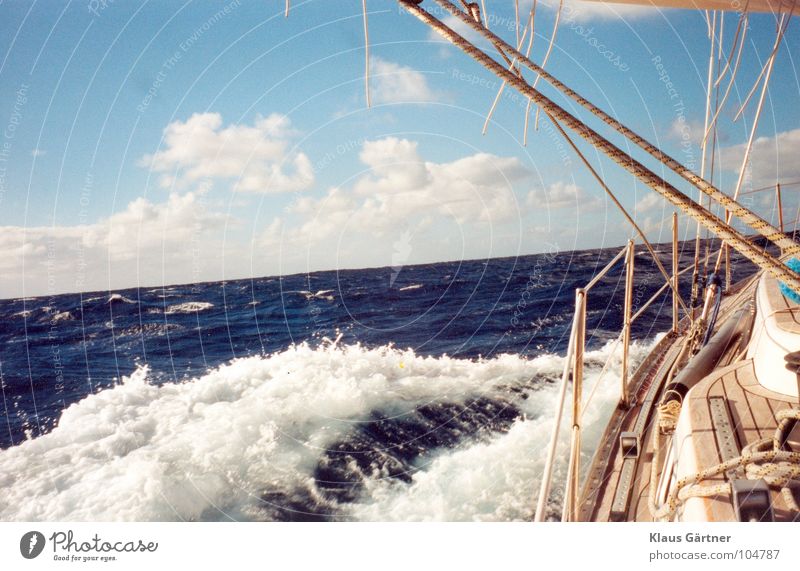 Go West - über den Atlantik nach St. Lucia Wellen Segeln Wassersport Meer Segelboot Windstärke 5 Bft. Segelreise