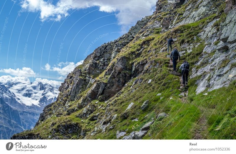 Immer höher Ferien & Urlaub & Reisen Tourismus Ausflug Abenteuer Ferne Expedition Sommer Sommerurlaub Berge u. Gebirge wandern Mensch Eltern Erwachsene