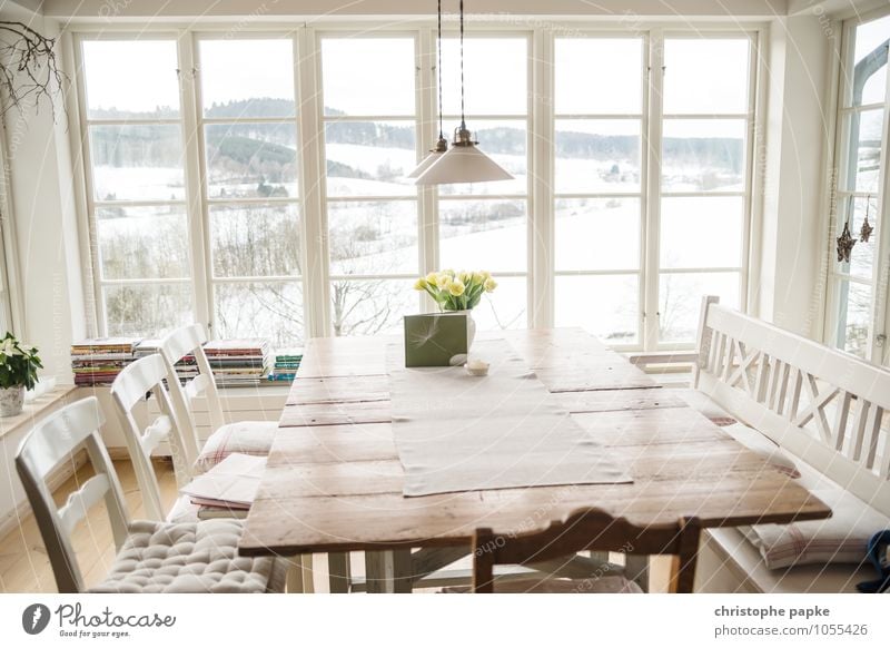 Skandinavien style Lifestyle Stil Winter Schnee Häusliches Leben Wohnung Haus Innenarchitektur Möbel Stuhl Tisch Raum Wohnzimmer Landschaft schlechtes Wetter