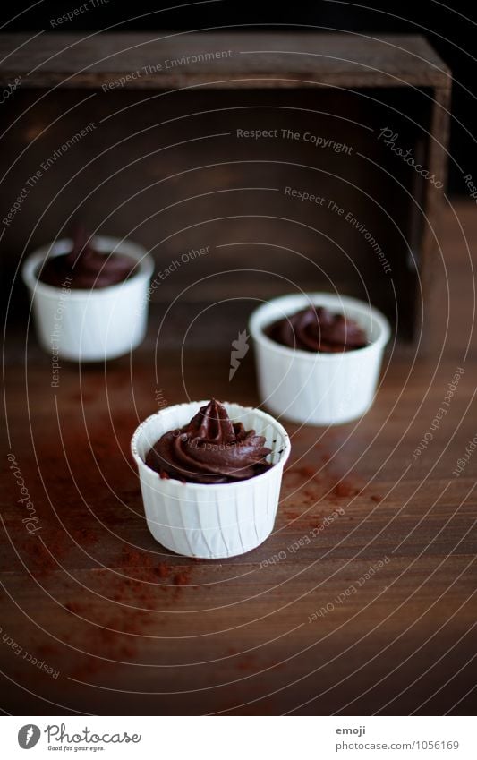 Avocado-Schoko-Mousse Dessert Süßwaren Schokolade Mousse au chocolat Ernährung Slowfood lecker süß braun Kalorienreich Vegane Ernährung Farbfoto Innenaufnahme