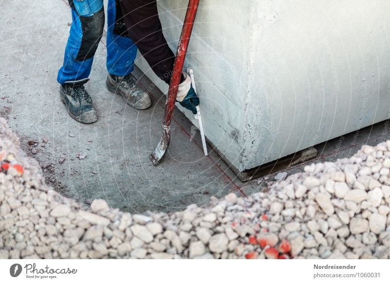 Auf Arbeit | Passt Hausbau Arbeit & Erwerbstätigkeit Beruf Handwerker Arbeitsplatz Baustelle Werkzeug Messinstrument Maßband Mensch 1 Bauwerk Arbeitsbekleidung