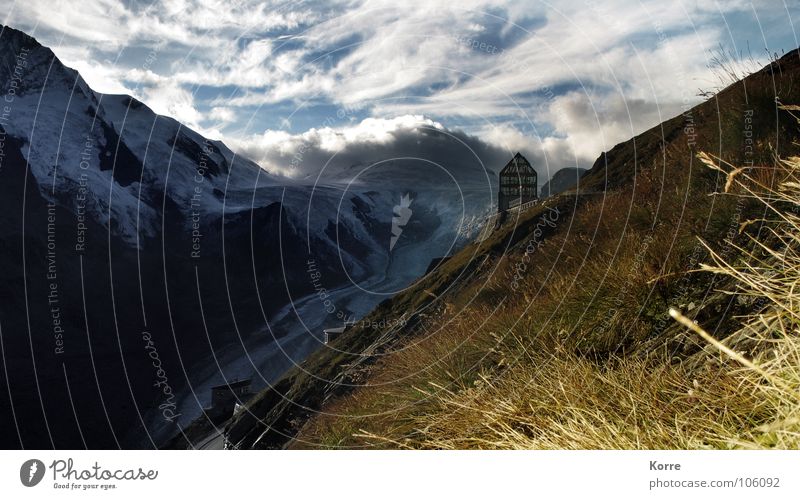 Marmots District Farbfoto Außenaufnahme Berge u. Gebirge wandern Natur Landschaft Himmel Wolken Alpen Gipfel Gletscher ästhetisch Einsamkeit einzigartig