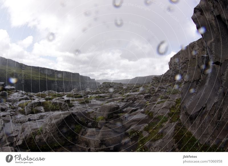 Games of Thrones / Dettifoss / ISLAND Umwelt Natur Landschaft Urelemente Wasser Klima schlechtes Wetter Regen Hagel Felsen Berge u. Gebirge außergewöhnlich kalt