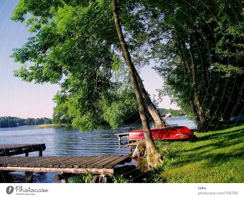 FISHING-BOAT Kanutour Steg Fischerboot rot ruhig Einsamkeit Idylle Seerosen Ereignisse finden Arbeit & Erwerbstätigkeit Camping Polen masuren sorkwity gieladsee