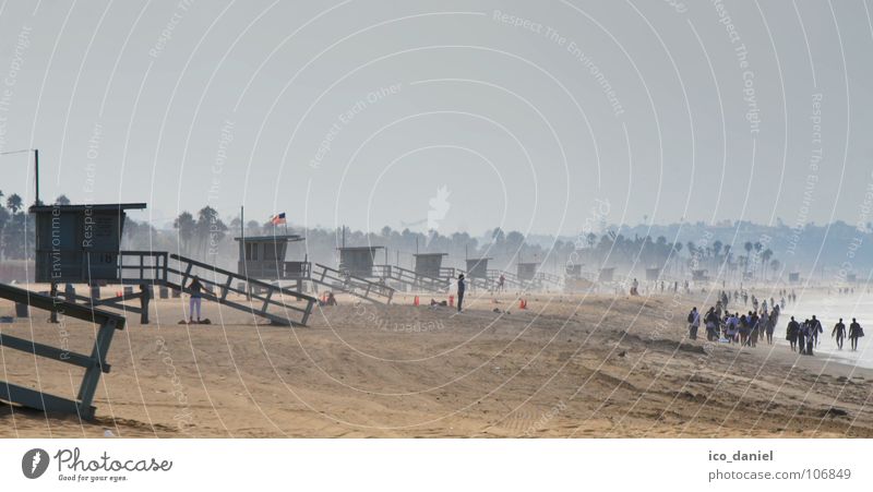 Santa Monica Beach - Los Angeles Ferien & Urlaub & Reisen Tourismus Sommer Strand Meer Sand Nebel Küste Zufriedenheit Lebensfreude Kalifornien Spaziergang