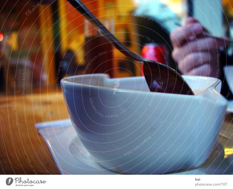 Suppenladen Löffel Tasse Hand Holz Tisch Ernährung Abend Guten Appetit Mahlzeit Wärme löffeln