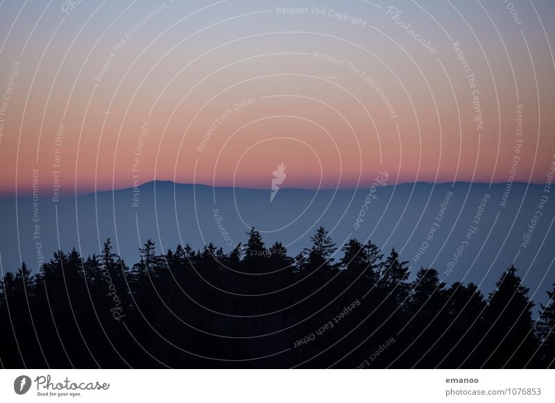 Berge aus dem Nebel Ferien & Urlaub & Reisen Tourismus Ausflug Ferne Freiheit Berge u. Gebirge Umwelt Natur Landschaft Luft Himmel Wolken Horizont Klima Wetter