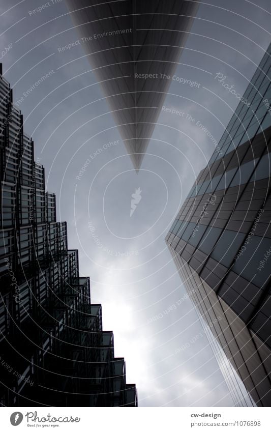 surreal - in London Gebäude Architektur England Außenaufnahme Textfreiraum Skyline Europa Großbritannien Stadt Haus Großstadt vertikal Licht