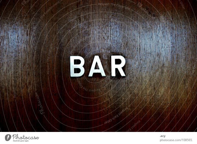 OST bar Osten Bar Blockschrift braun Grunge alt dunkel Eingang Sozialismus Typographie Schriftzeichen Detailaufnahme DDR Schilder & Markierungen altmodisch Tür