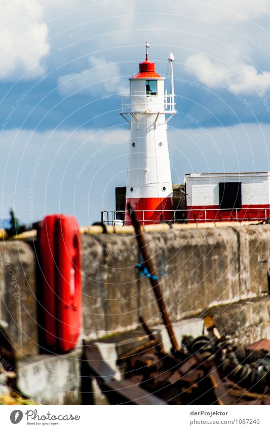 Blauweissrot Ferien & Urlaub & Reisen Tourismus Ausflug Ferne Freiheit Leuchtturm Bauwerk Gebäude Architektur Sehenswürdigkeit Wahrzeichen Denkmal Verkehr