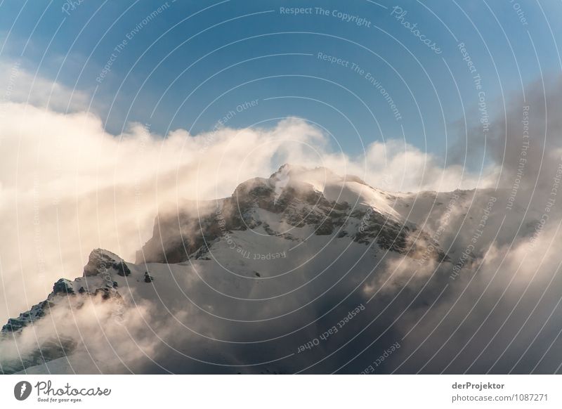 Licht- und Wolkenspiel am Berg Ferien & Urlaub & Reisen Tourismus Ausflug Abenteuer Ferne Freiheit Umwelt Natur Landschaft Pflanze Tier Urelemente Winter