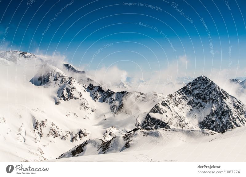 Gipfelpanorama im Schnee Ferien & Urlaub & Reisen Ferne Freiheit Winterurlaub Umwelt Natur Landschaft Schönes Wetter Hügel Felsen Alpen Berge u. Gebirge