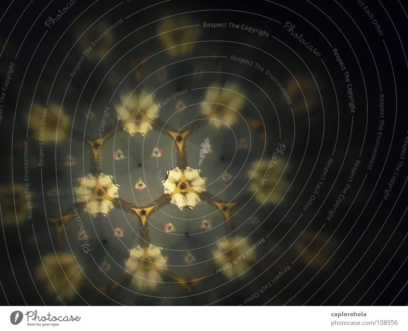 Durchs Kaleidoskop Blume träumen Kinderspiel blau-grau beige Muster faszinierend schön