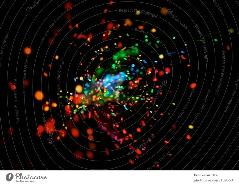 Farbexplosion Licht abstrakt Kreis Nacht rot grün gelb Lichtpunkt Explosion Farbfleck mehrfarbig Bewegung Lampe Punkt night blau color Wildtier