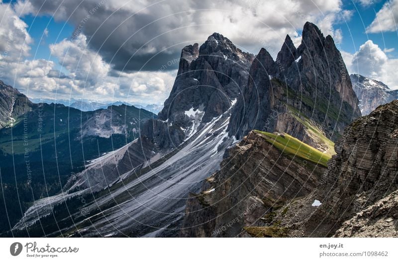 Zahn der Zeit Ferien & Urlaub & Reisen Tourismus Ausflug Abenteuer Ferne Freiheit Sommerurlaub Berge u. Gebirge Natur Landschaft Himmel Wolken Sonnenlicht