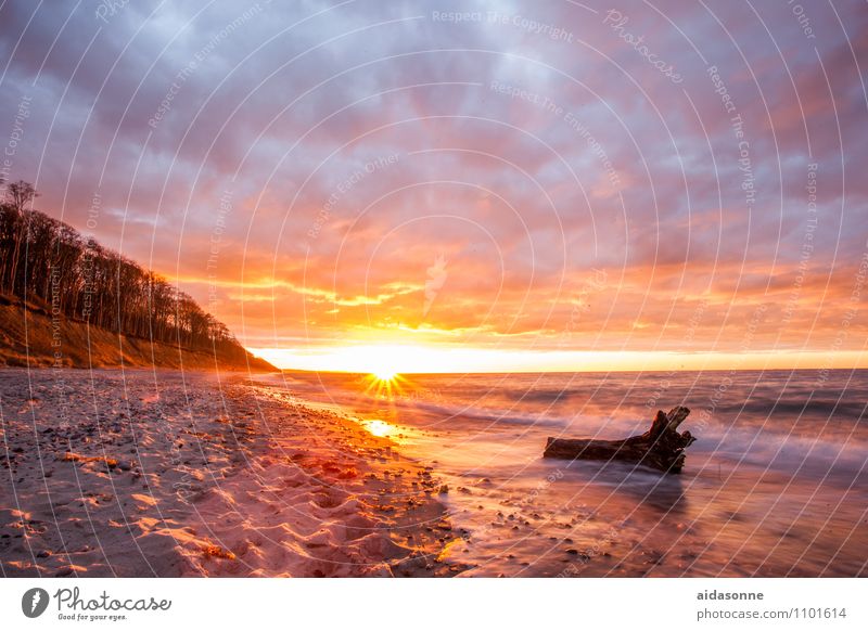 Ostsee Landschaft Wasser Wolken Sonnenaufgang Sonnenuntergang Wellen Zufriedenheit Romantik friedlich achtsam Vorsicht ruhig Langeweile Sehnsucht