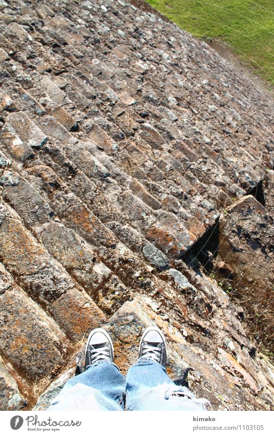 Auf dem TOP II Klettern Bergsteigen Fuß Architektur Natur Ruine Sehenswürdigkeit Piramiden von Zirahuato Turnschuh beobachten genießen frei Freude selbstbewußt