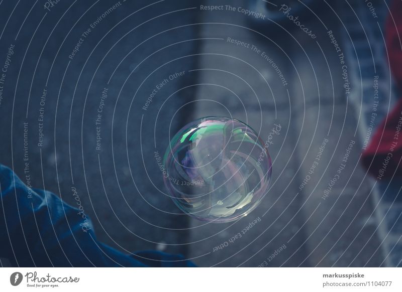 seifenblase Freizeit & Hobby Spielen Abenteuer Feste & Feiern Geburtstag Kindererziehung Bildung Kindergarten Kleinkind Mädchen Junge Kindergruppe blasen rund