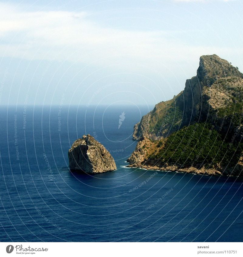 Cap Formentor auf Mallorca Ferien & Urlaub & Reisen Ferne Freiheit Strand Meer Insel Natur Landschaft Wasser Himmel Wolken Horizont Schönes Wetter Wind Felsen