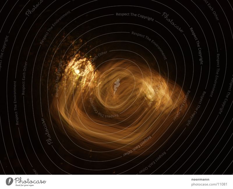 Moving light Licht Spirale Langzeitbelichtung