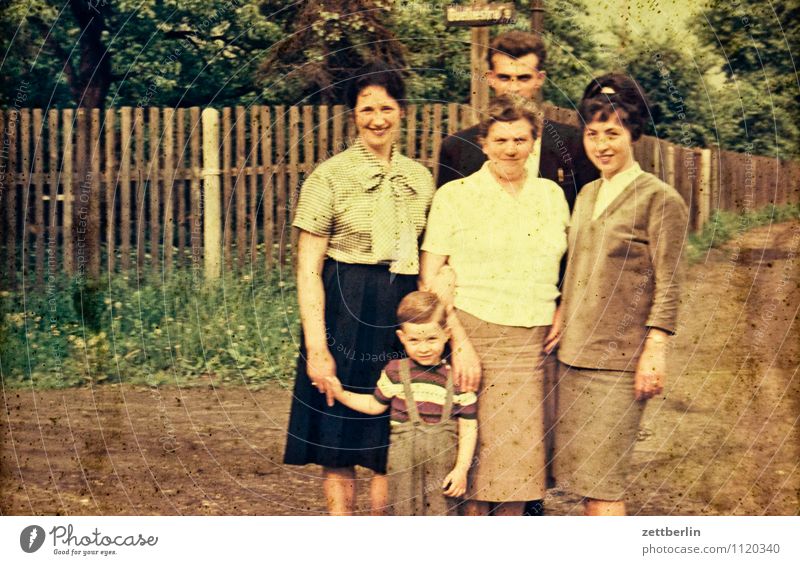 Goethestraße, 1964 Familie & Verwandtschaft Familienfeier Ahnenforschung Familienfürsorge Familientreffen Familienausflug Familienglück Kind Kindheit