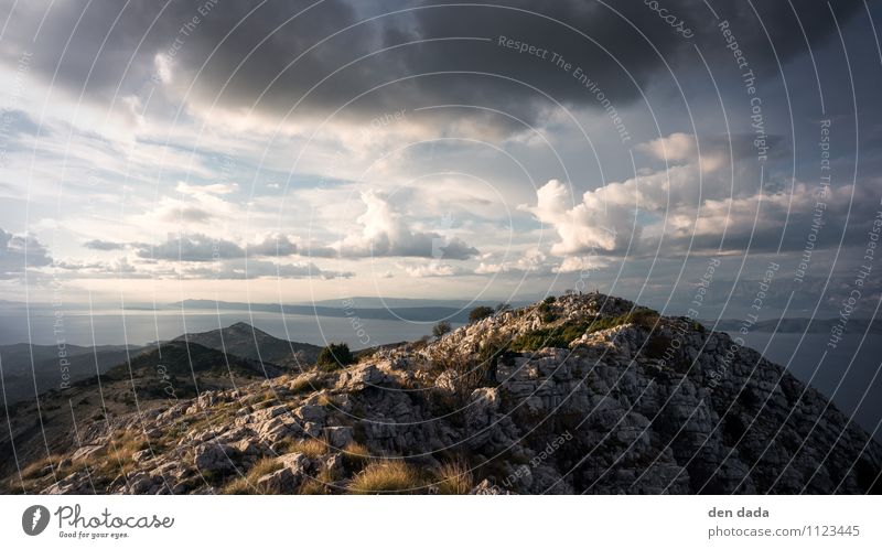 Gipfel Sankt Ilja Bergsteigen Natur Landschaft Himmel Wolken Herbst Schönes Wetter Felsen Alpen Berge u. Gebirge Küste Menschenleer authentisch außergewöhnlich