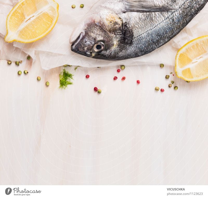 Dorade mit Zitrone Lebensmittel Fisch Kräuter & Gewürze Ernährung Mittagessen Abendessen Bioprodukte Vegetarische Ernährung Diät Stil Design Gesunde Ernährung