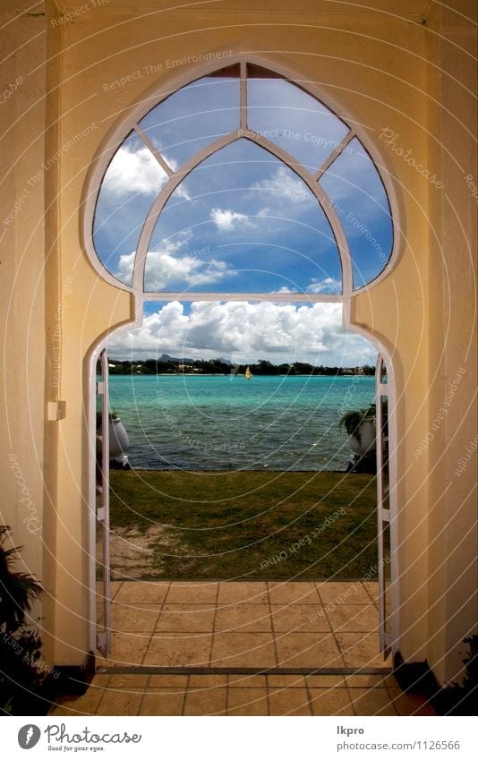 Mauritius und Insel Topf Meer Haus Himmel Wolken Baum Terrasse Tür Linie blau gelb rot schwarz weiß Villafollies deus cocos Keramik hell-blau Wasser orange