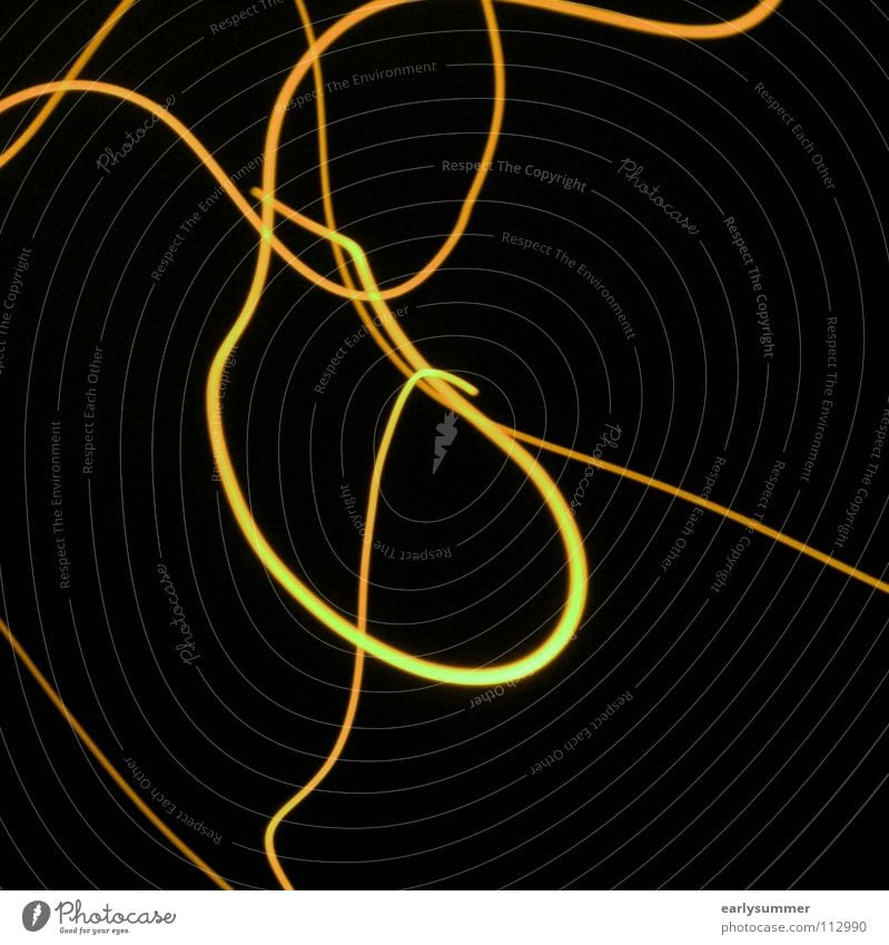 herumwabern Licht Blitze Langzeitbelichtung blitzen Laser Lasershow Laserschwert Disco Club gehen Abend Nacht dunkel gelb Biene Bienenwaben Wissenschaften