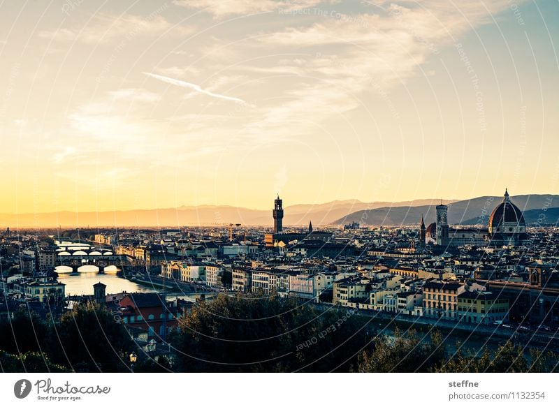 Firenze Himmel Sonnenaufgang Sonnenuntergang Sonnenlicht Frühling Schönes Wetter Altstadt Skyline Ferien & Urlaub & Reisen Florenz Toskana Italien Romantik